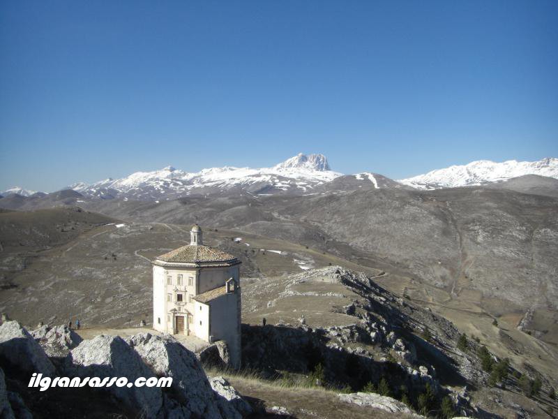 S. Maria della Piet rocca calascio