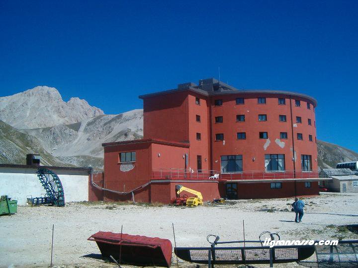 albergo campo imperatore mussolini